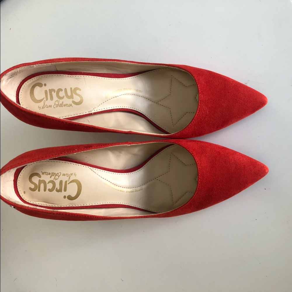 Sam Edelman red orange suede pumps